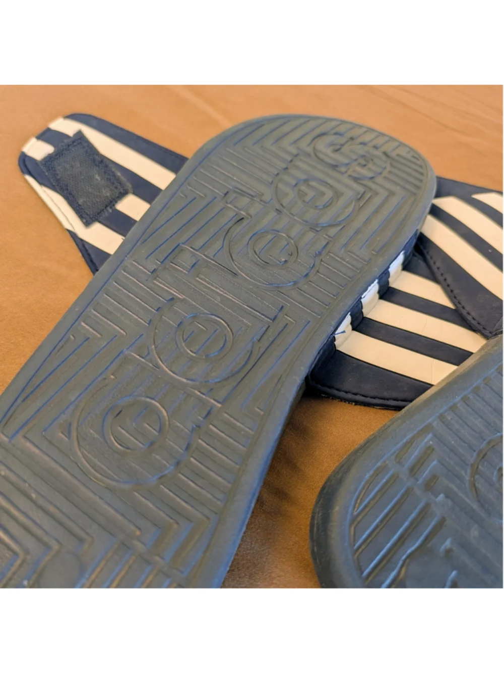 Adidas Adissage Adjustable Slides Men size 9 Navy White Massage Footbed Sandals